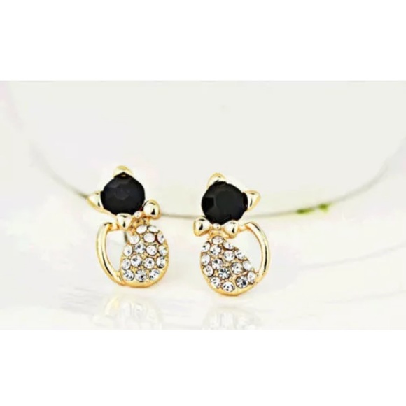 Jewelry - NWOT Cat Tuxedo Stud Earrings